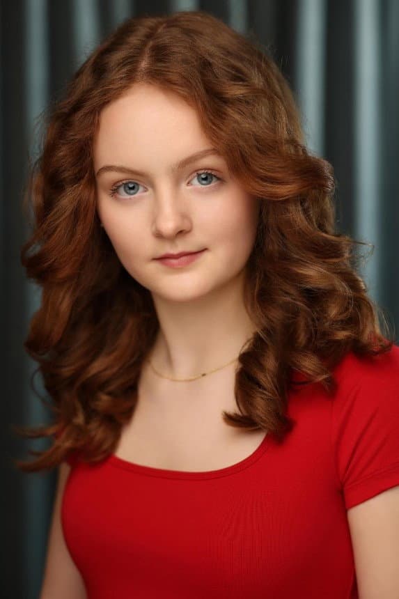 Holly Robertson